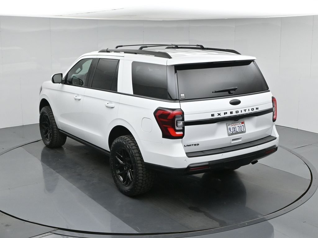 Used 2024 White Ford Limited image 43