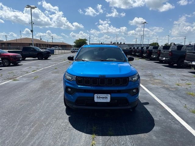 New 2026 Hydro Blue Pearlcoat Jeep Latitude image 2
