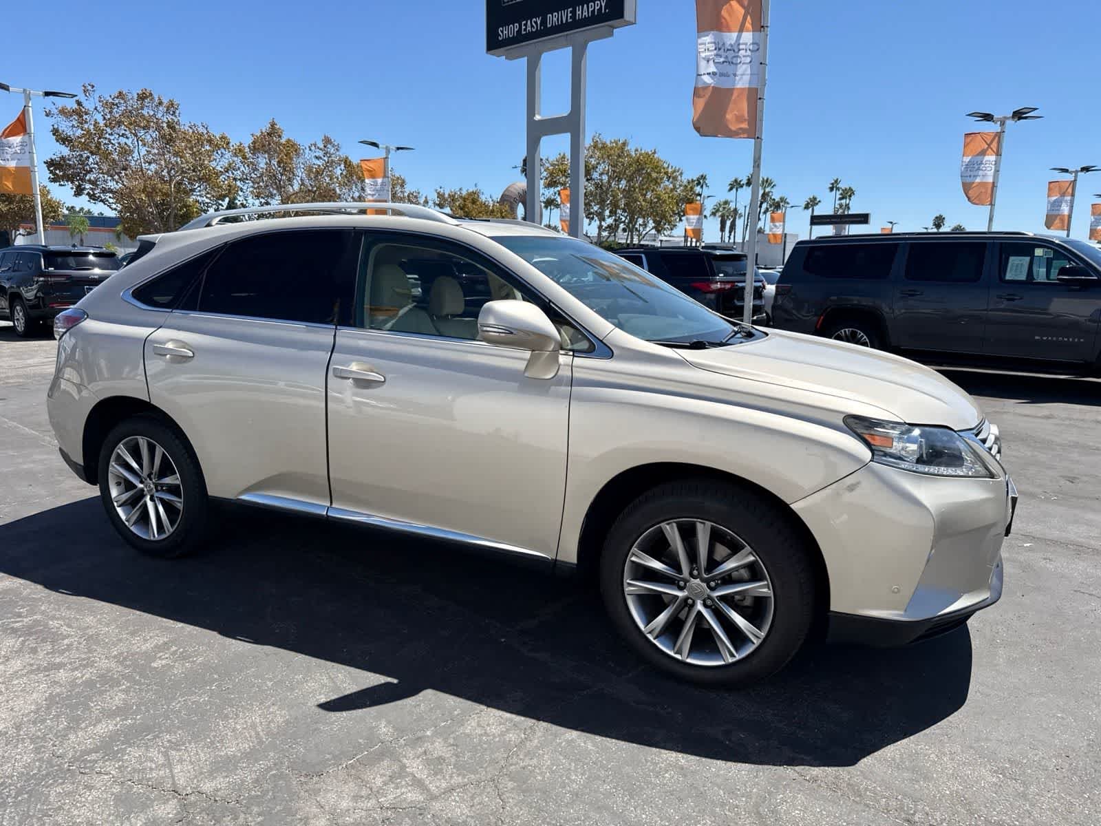 Used 2014 Satin Cashmere Metallic Lexus  image 9