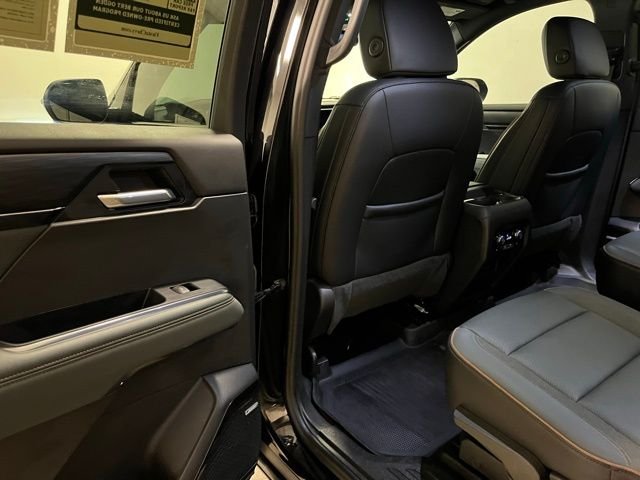 Used 2024 Black GMC AT4 image 22