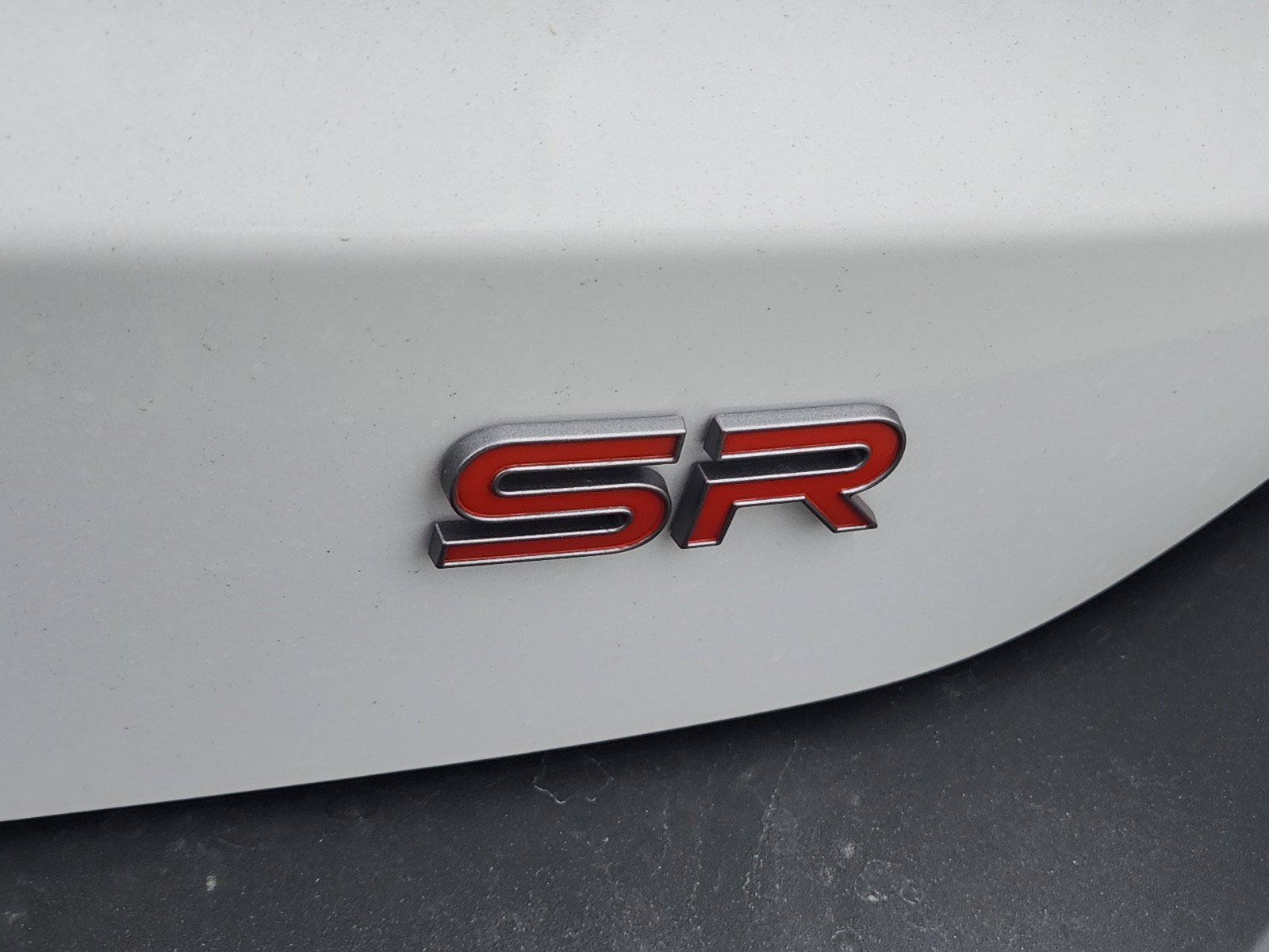 New 2026 Aspen White Tricoat/Super Black Nissan SR image 7