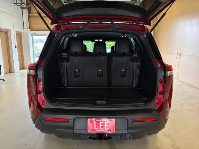 Used 2024 Red Nissan Rock Creek image 22