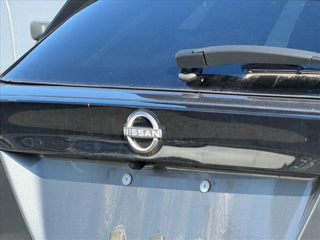 Used 2025 Gun Metallic Nissan SV image 13