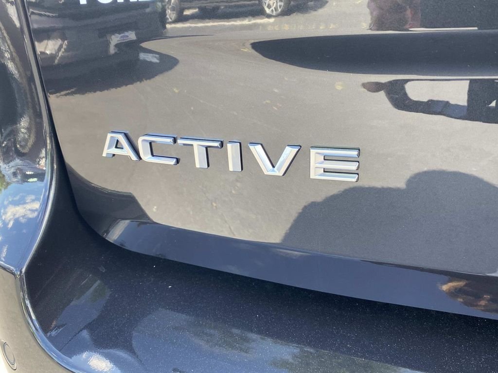 New 2026 Dark Matter Gray Metallic Ford Active image 4