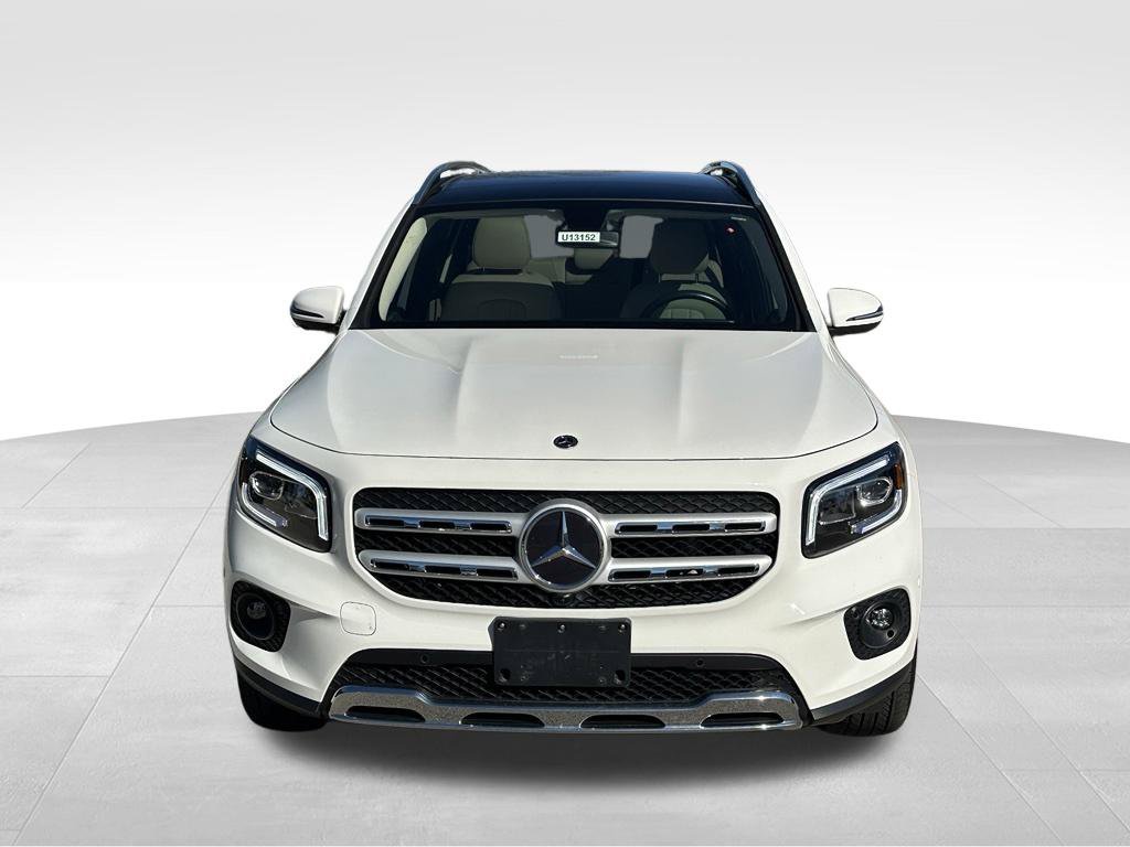 Used 2022 White Mercedes-Benz GLB 250 image 3