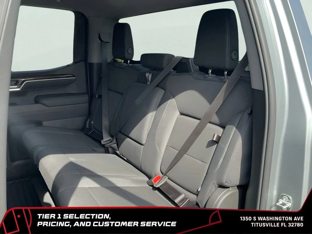 New 2026 Sterling Metallic GMC Elevation image 18
