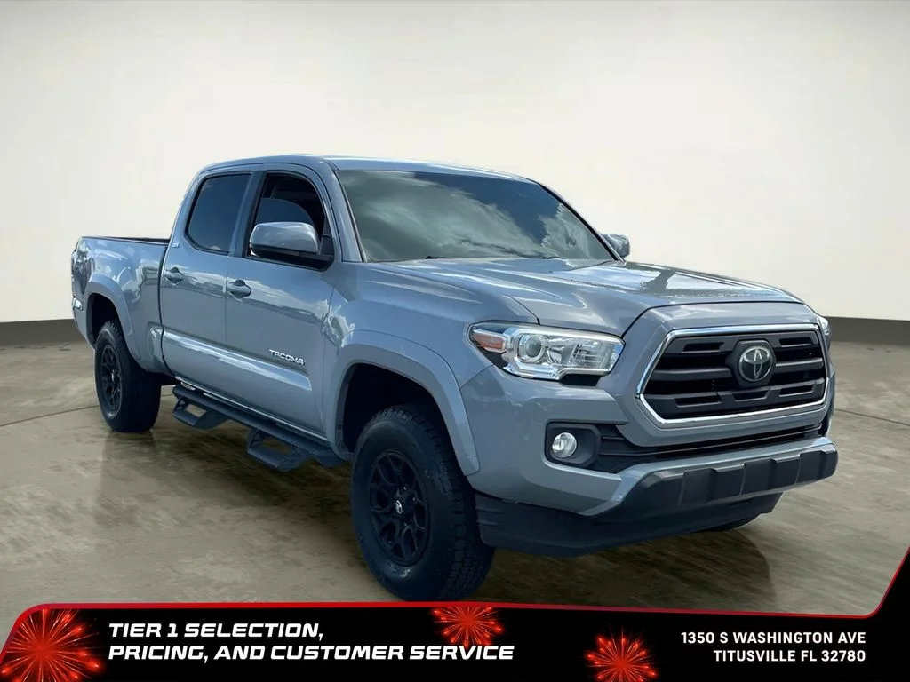Used 2019  Toyota SR5 image 8