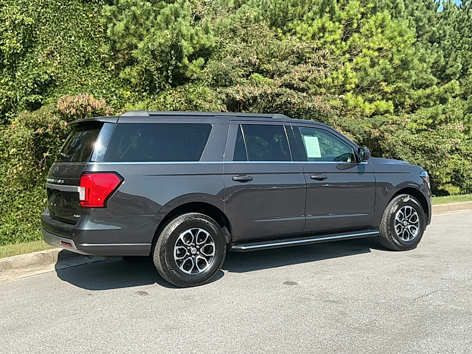 Used 2022 Dark Matter Metallic Ford XLT MAX image 2