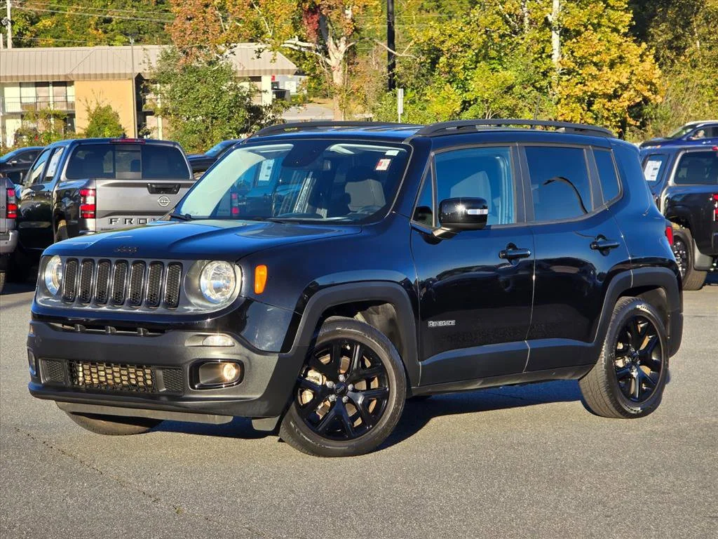 Used 2017 Black Jeep Latitude image 2