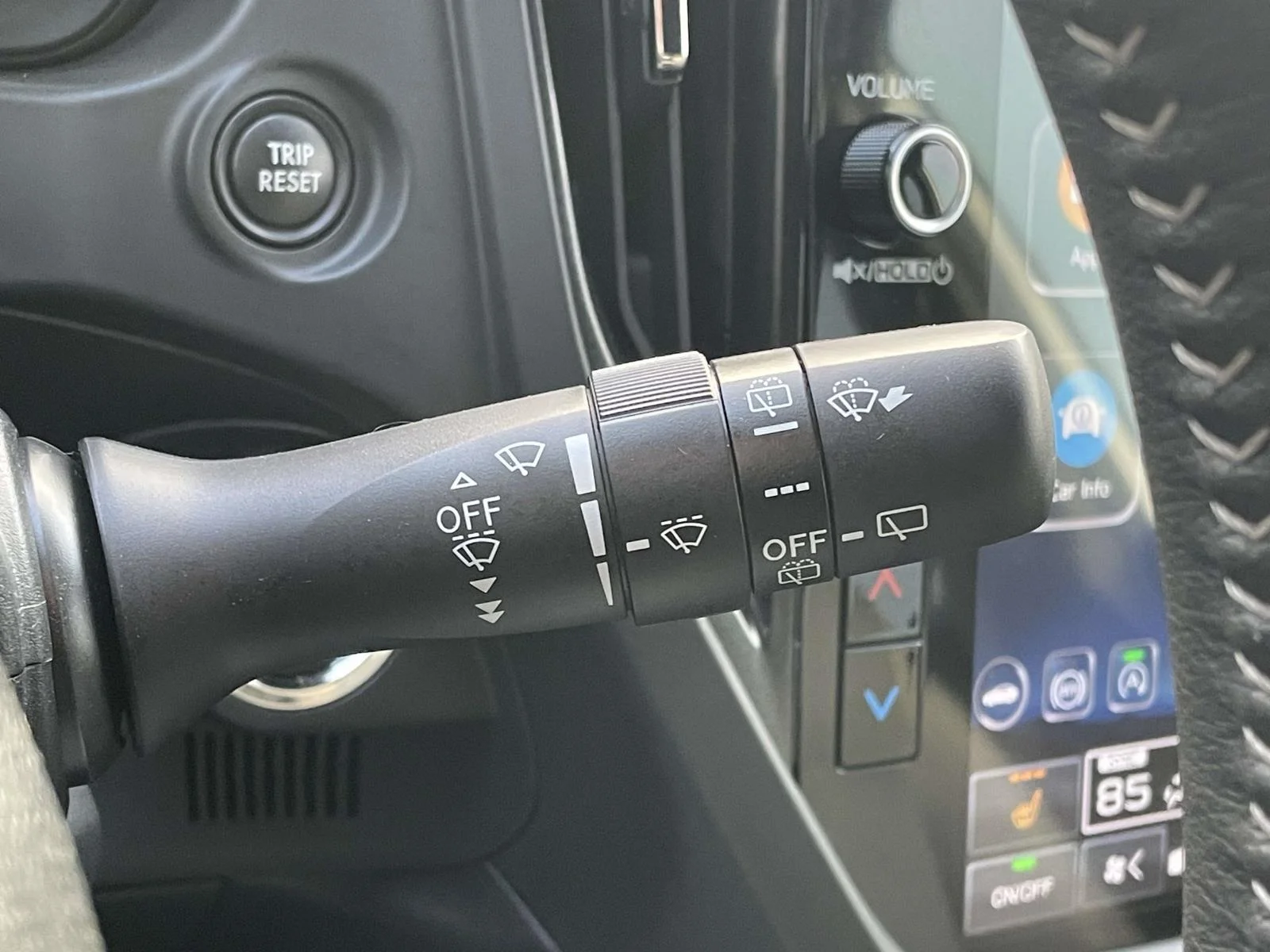 Used 2025 Ice Silver Metallic Subaru Premium image 13
