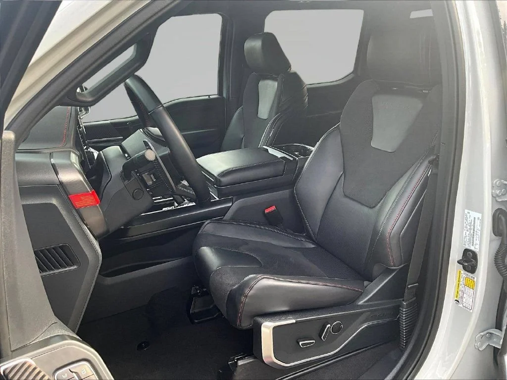 Used 2026 Avalanche Ford Raptor image 24