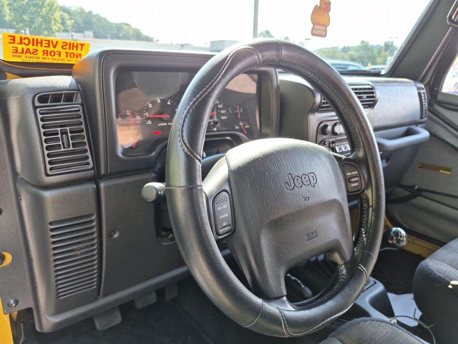 Used 2003  Jeep Sport image 17