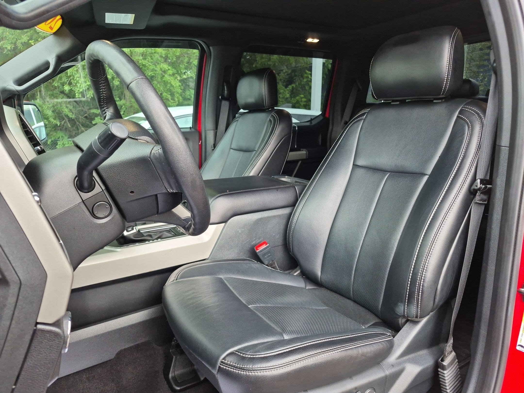 Used 2019 Red Ford LARIAT image 25