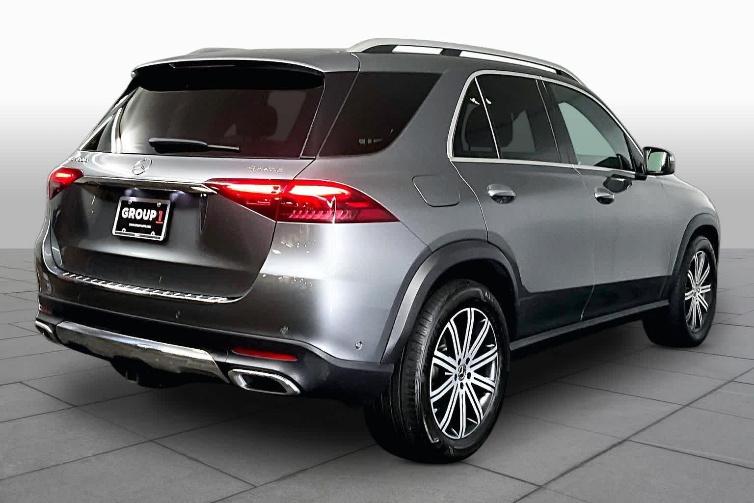 Used 2025 Selenite Grey Metallic Mercedes-Benz GLE 450e image 19