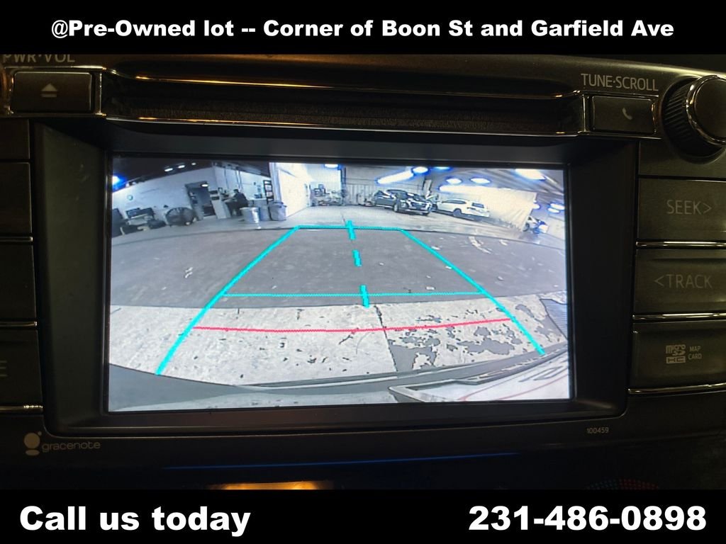 Used 2014 Gray Toyota XLE image 24