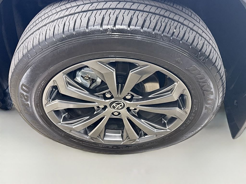 Used 2024 Wind Chill Pearl Toyota Hybrid Limited image 9