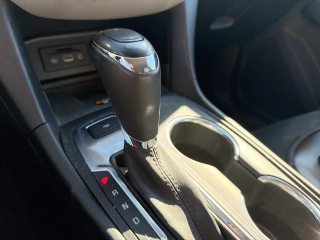 Used 2019 Red Chevrolet Premier image 23