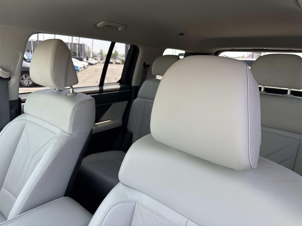2025 Hyundai Santa Fe SEL - Photo 23