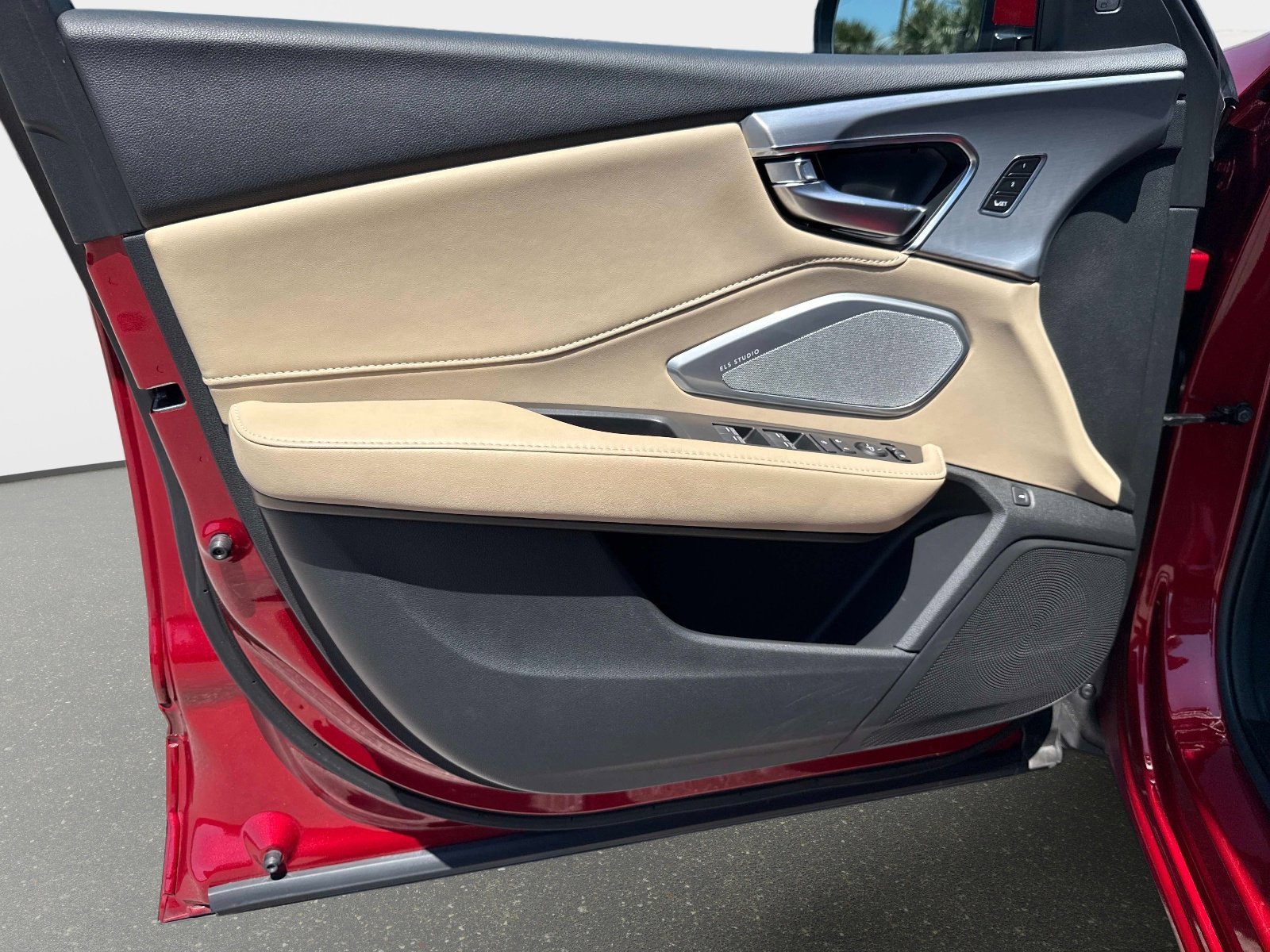 Used 2024 Performance Red Pearl Acura w/Technology Package image 16
