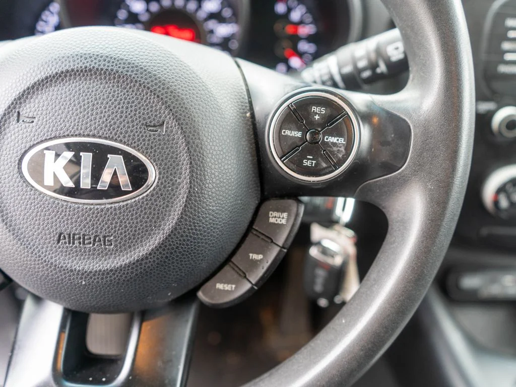Used 2019 Gray Kia Base image 18