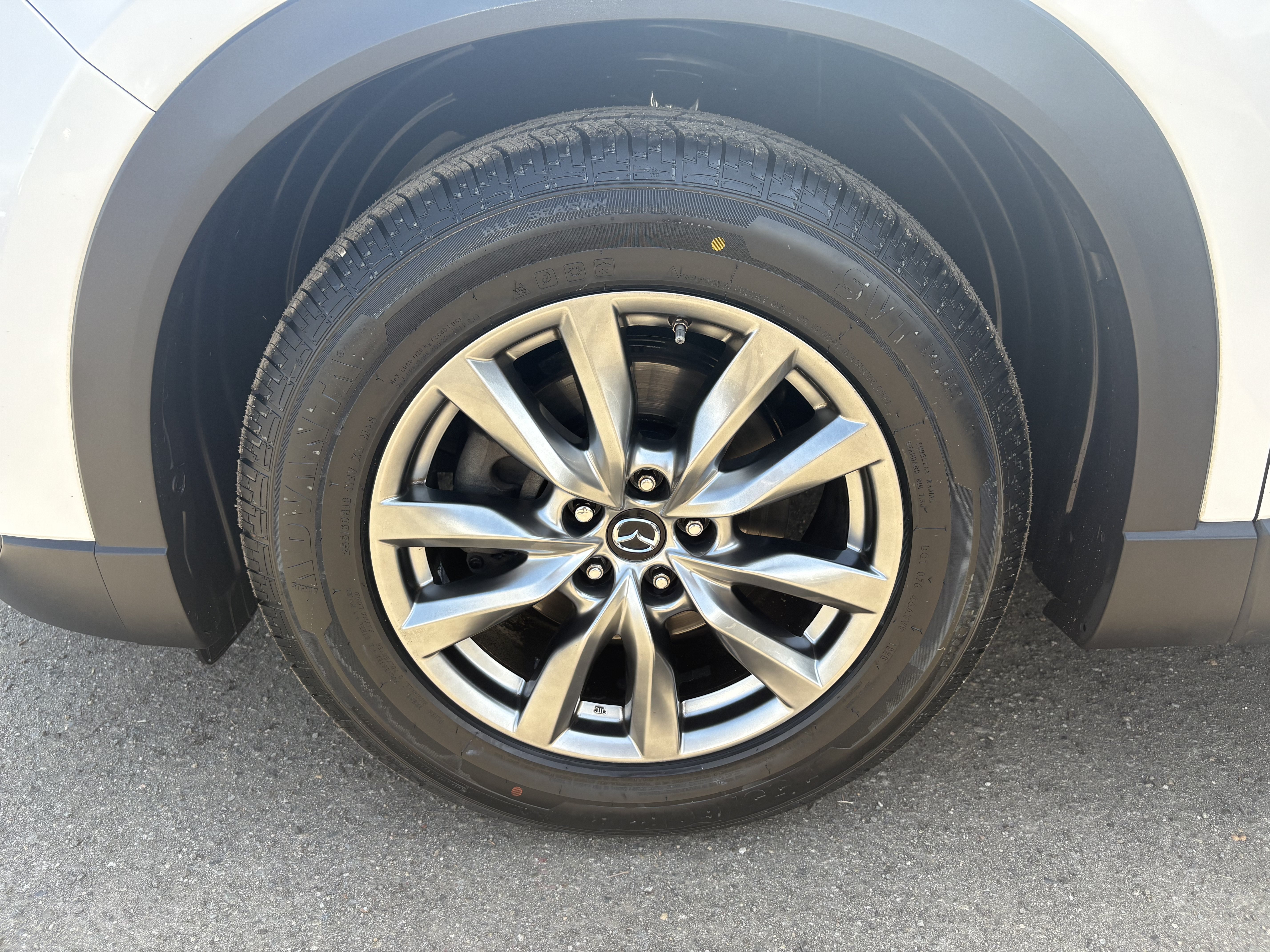 Used 2019 Snowflake White Pearl Mica Mazda Touring image 21