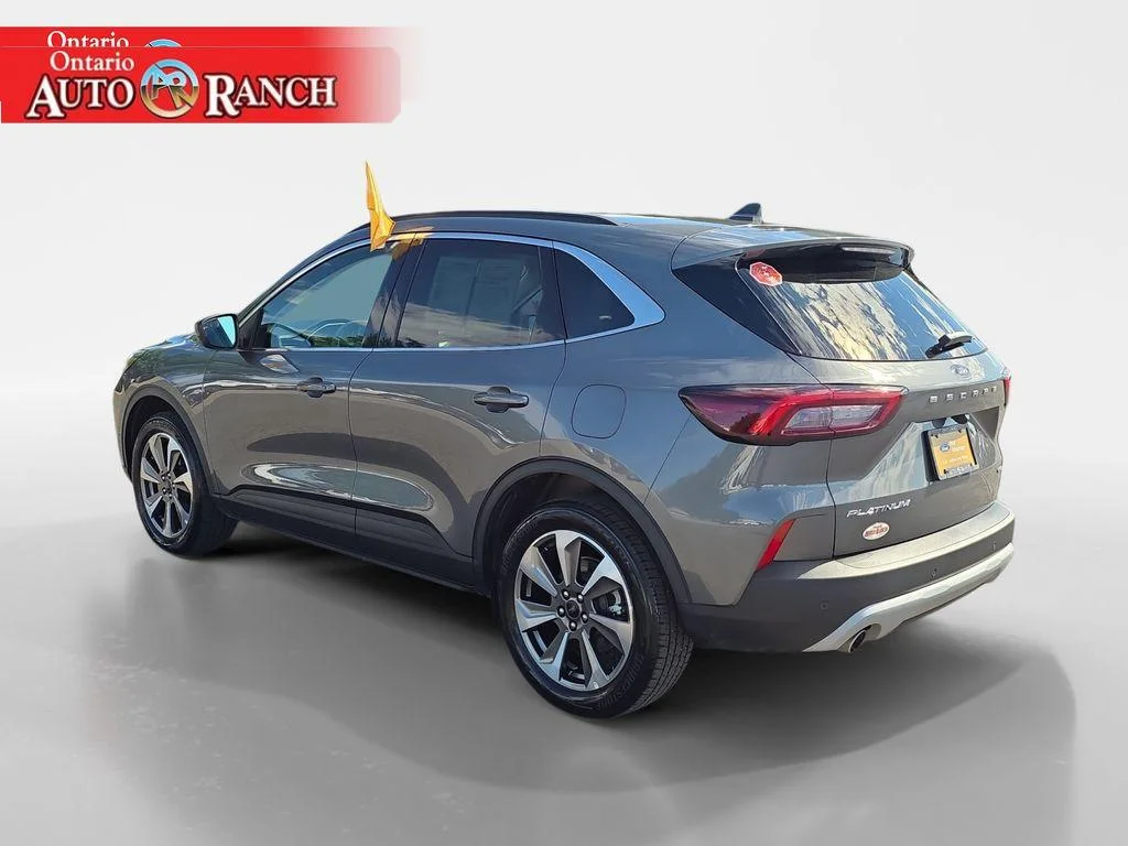 Used 2025 Carbonized Grey Metallic Ford Platinum image 3