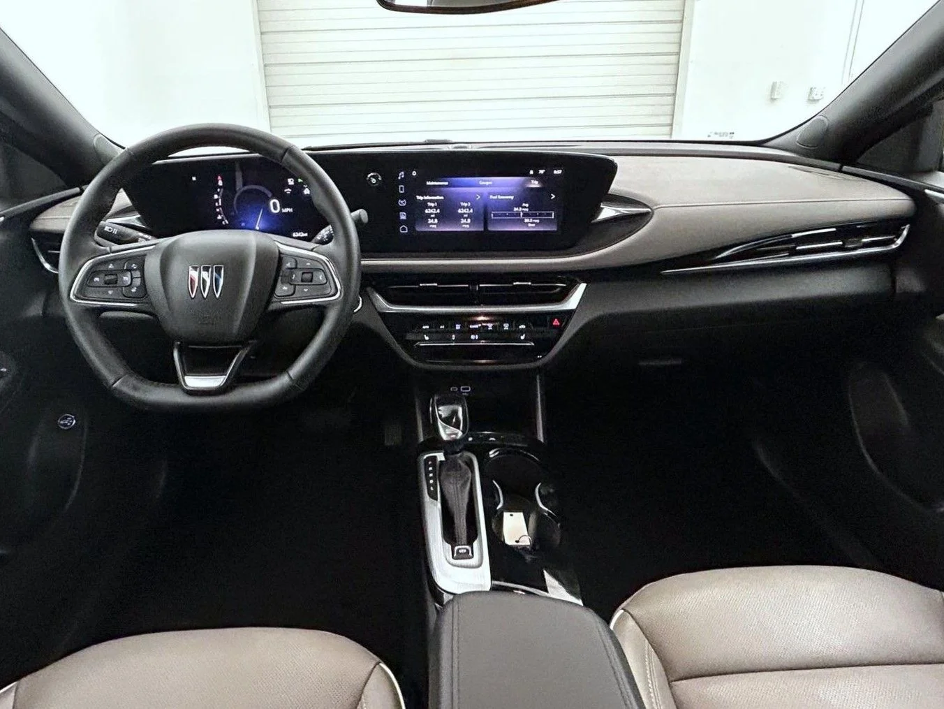 Used 2024 Red Buick Avenir image 13