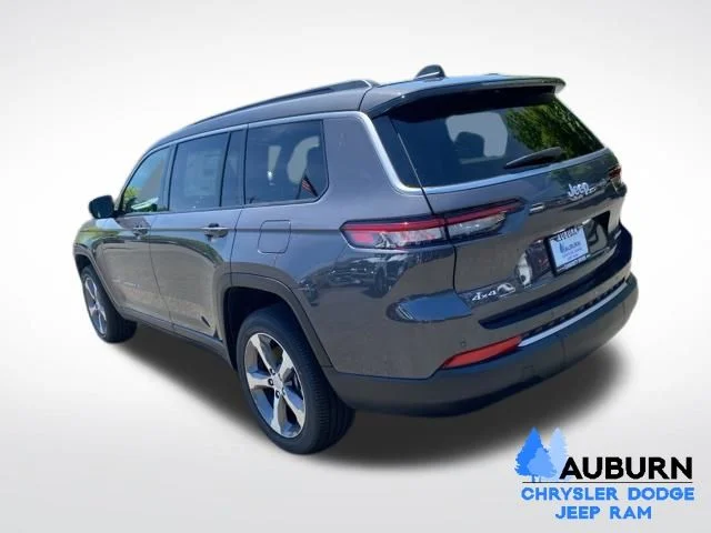 New 2026 Baltic Gray Metallic Clear-Coat Exterior Paint Jeep Limited image 5
