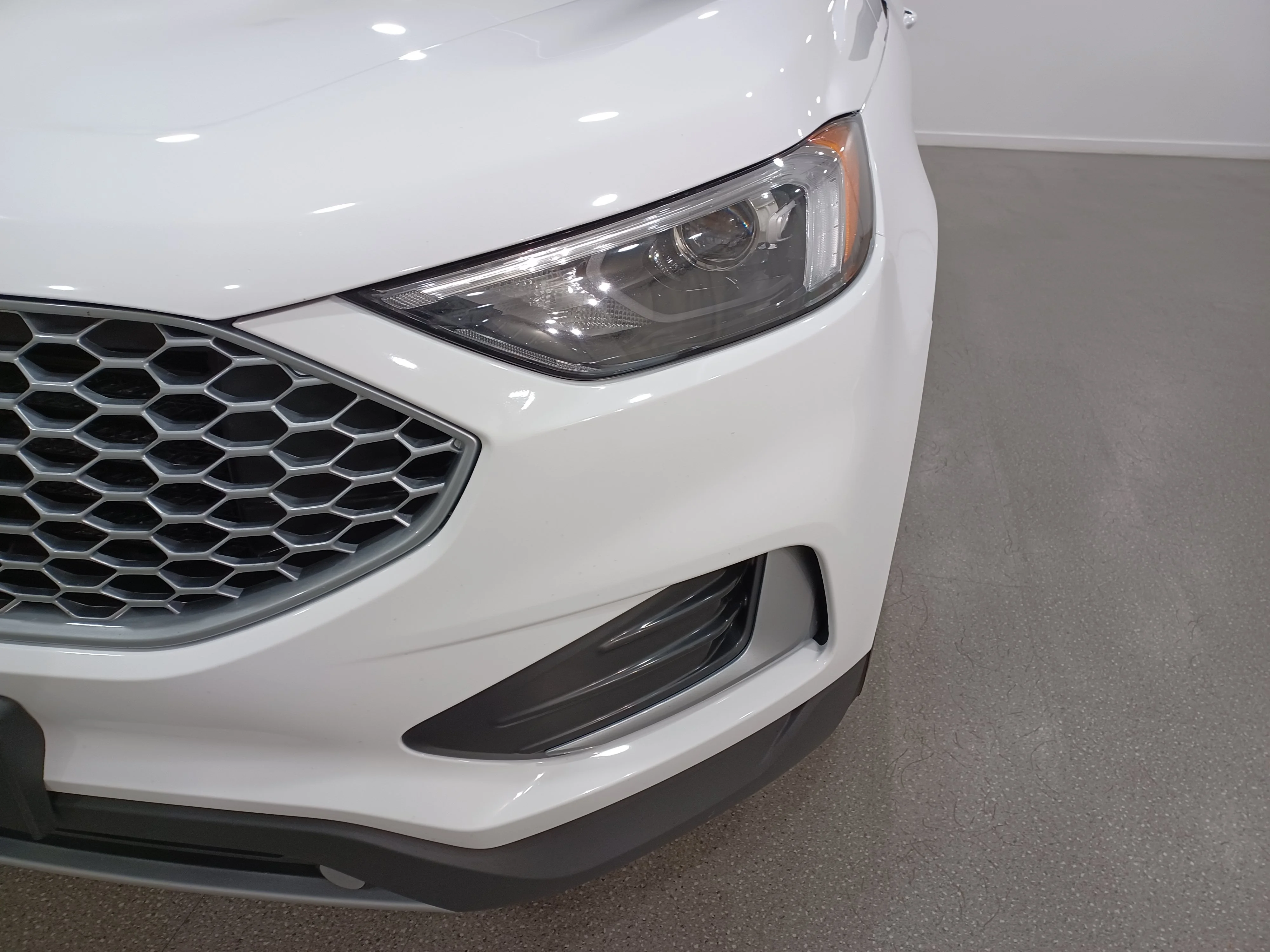 Certified Used 2024 Oxford White Ford SEL AWD*Remote Start | Htd Seats | Htd Wheel | Blind Spot Detection | Lane Keep Assist | CarPlay image 5