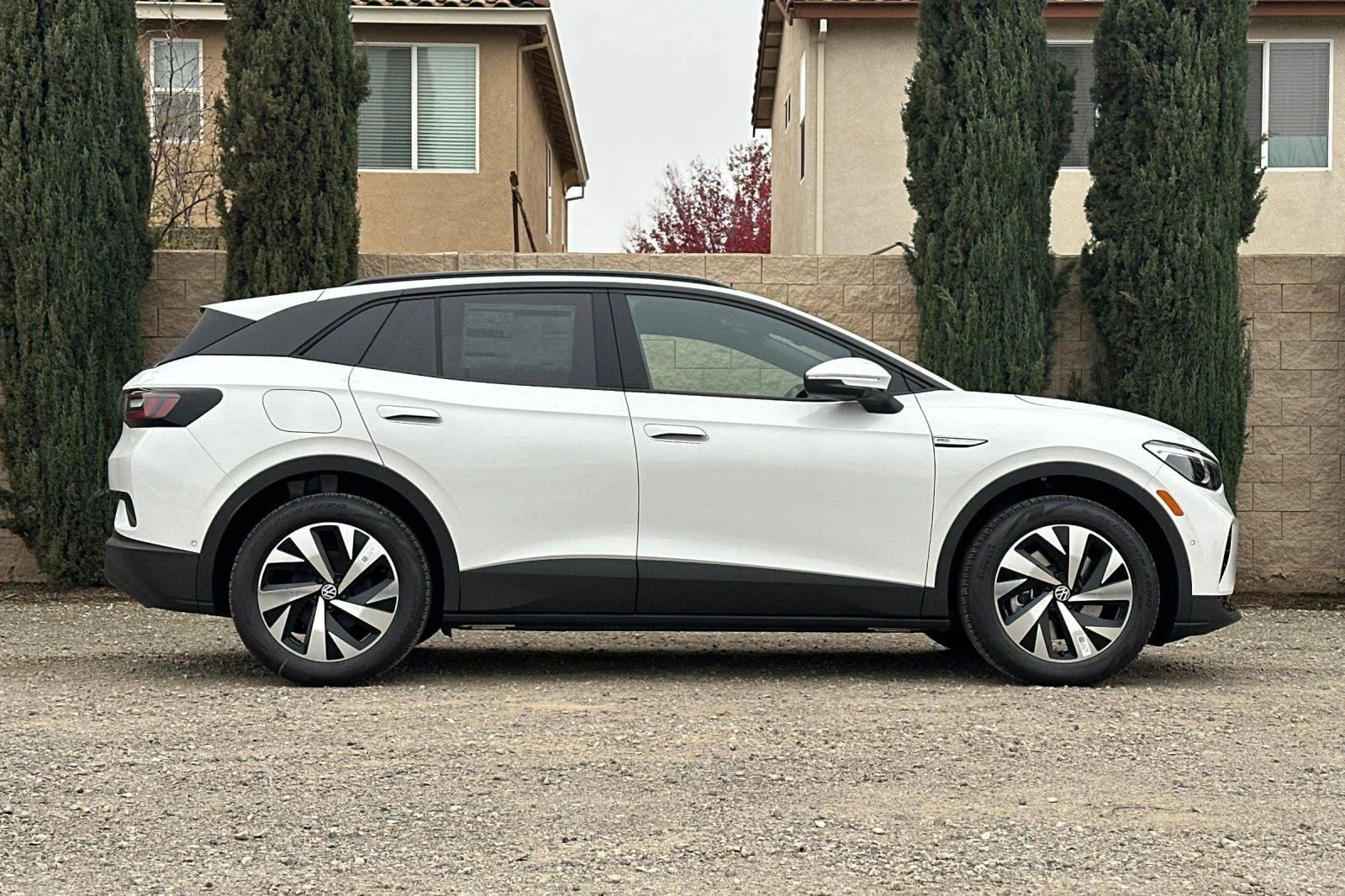 New 2026 Opal White Pearl Volkswagen Pro image 3