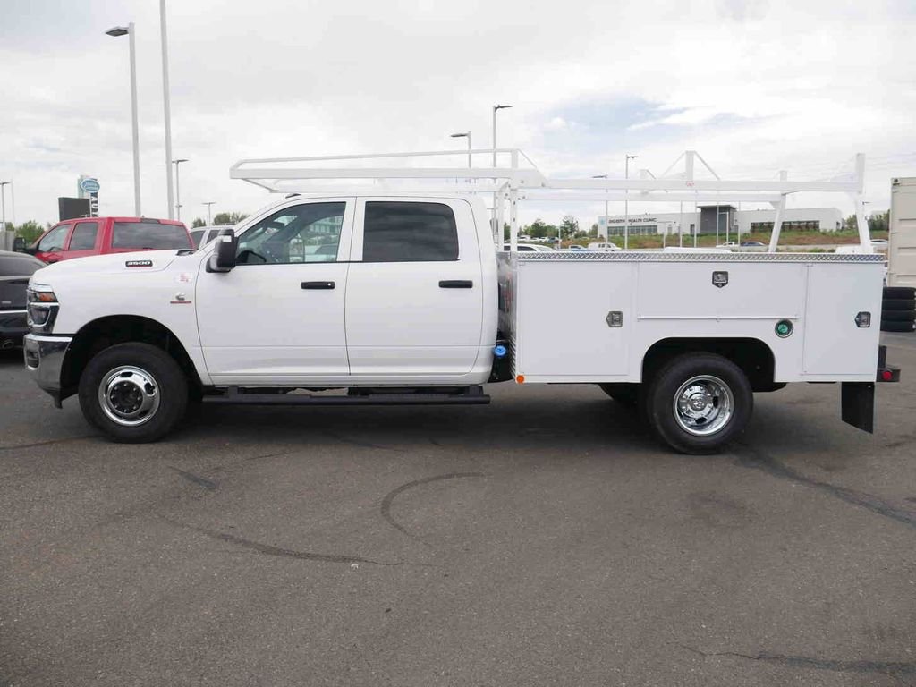 New 2026 Bright White Clear-Coat Exterior Paint RAM TRADESMAN image 8