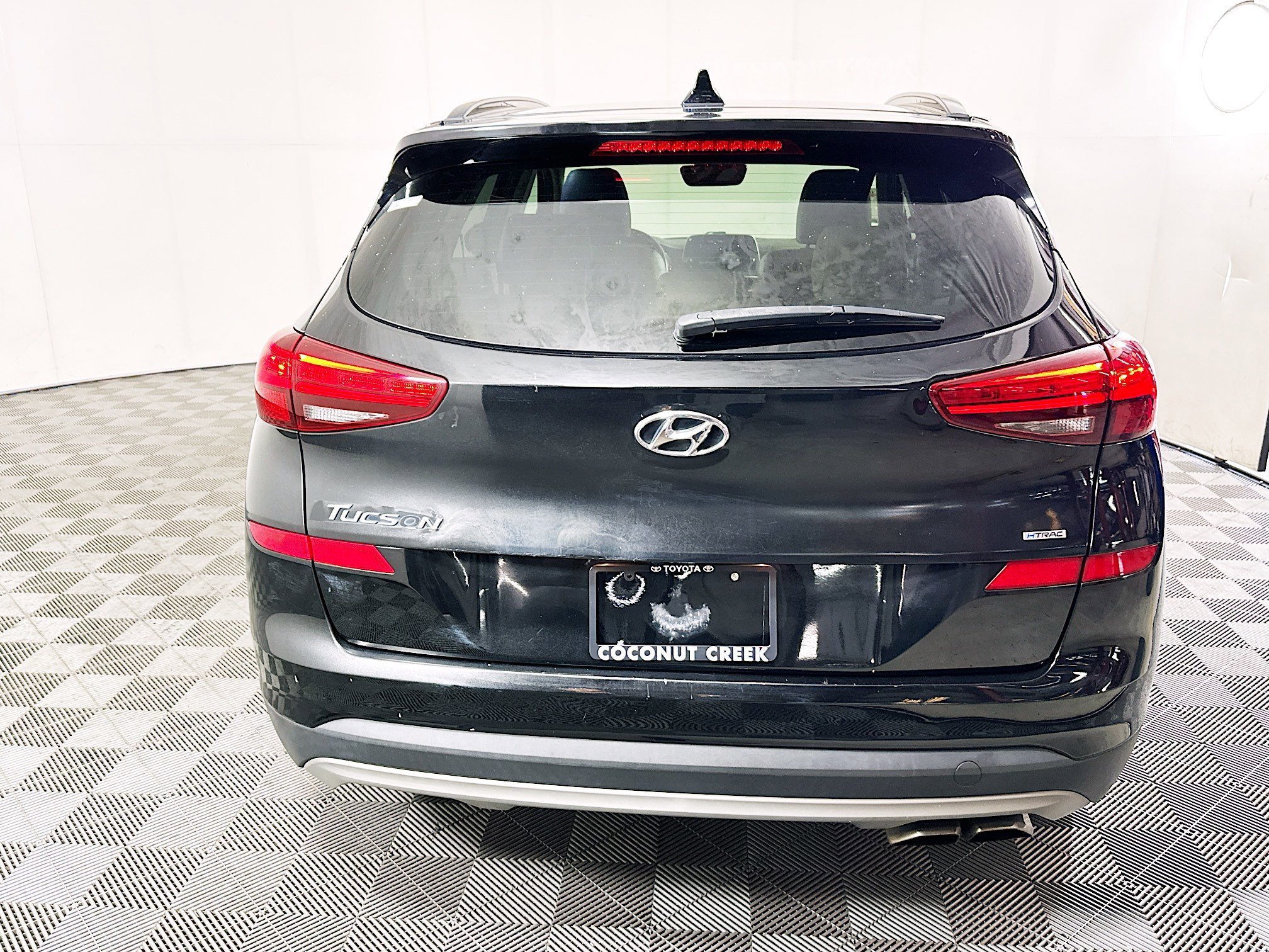Used 2021 Black Noir Pearl Hyundai Ultimate image 4