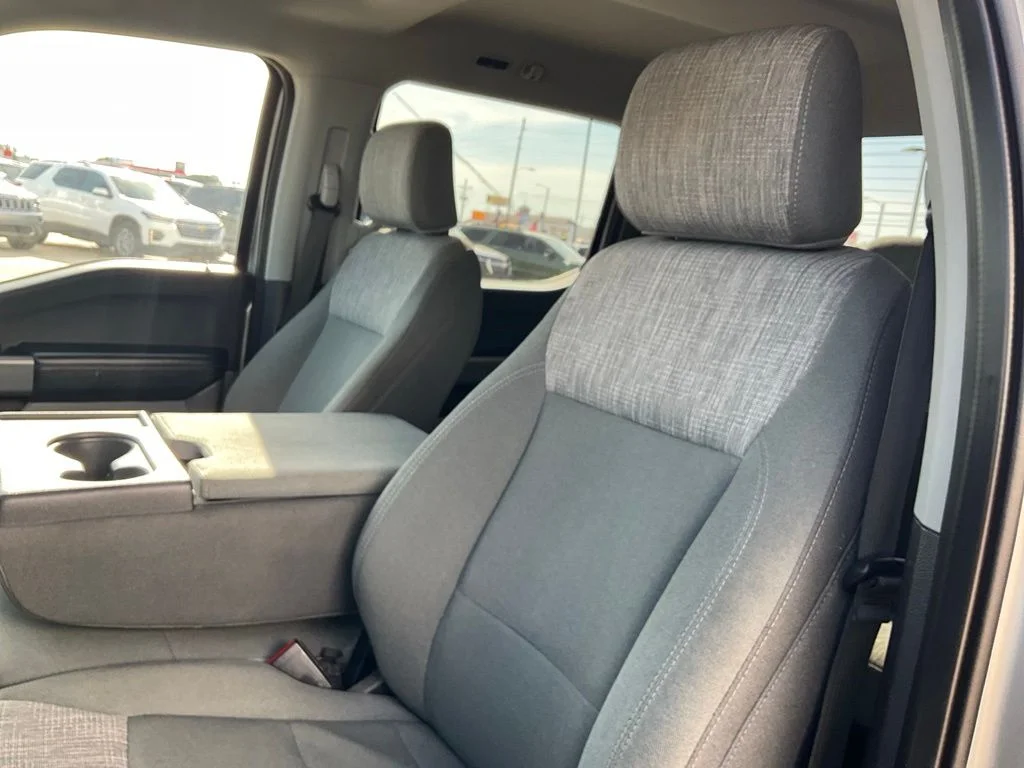 Used 2023 Silver Ford XLT image 8