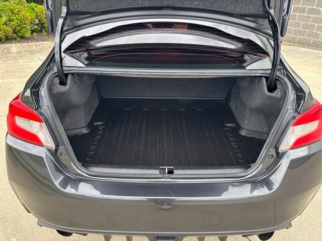 Used 2018 Dark Gray Metallic Subaru Base image 11
