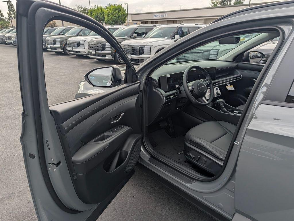 New 2026 Gray Hyundai SEL Premium FWD image 31