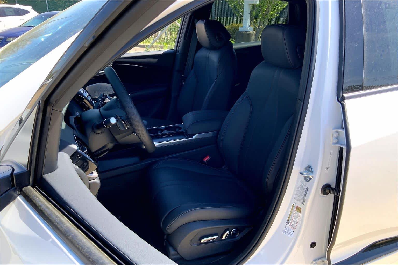 New 2026 Platinum White Pearl Acura w/A-Spec Advance Package image 9