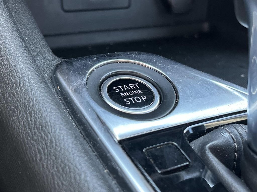 Used 2020 Gray Nissan SV image 24