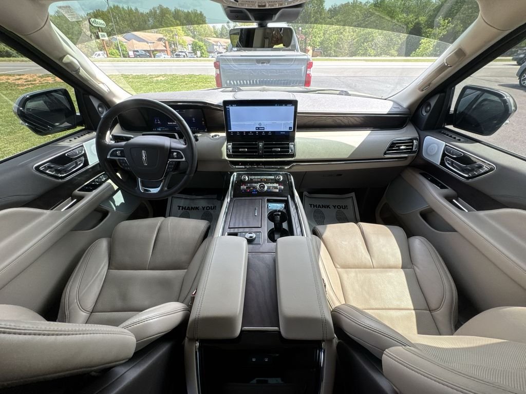 Used 2024 Blue Lincoln Reserve image 21
