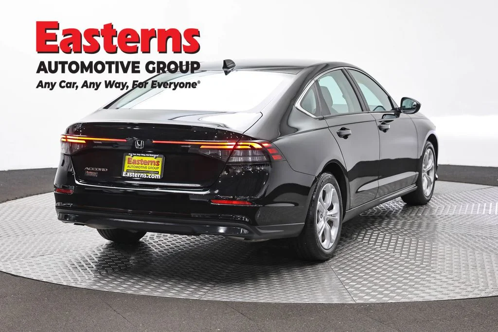 Used 2025 Black Honda LX image 5