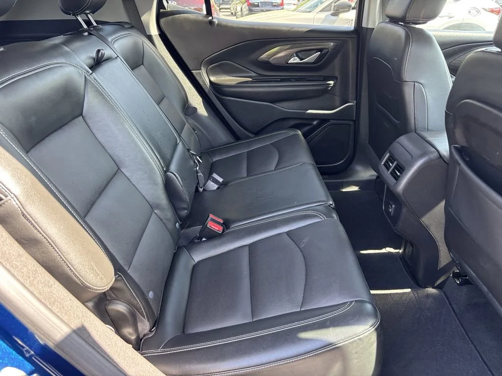 Used 2023 Marine Metallic GMC SLT image 20
