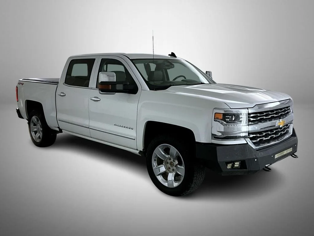 Used 2018 Beige Chevrolet LTZ image 3