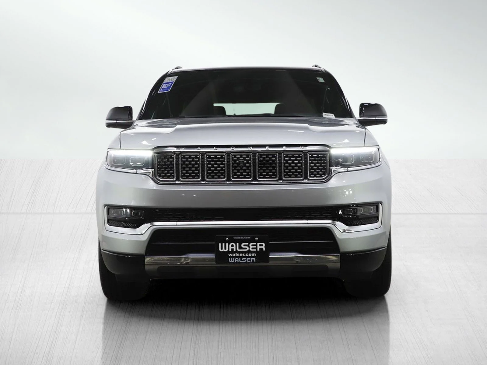 Used 2024 Silver Zynith Jeep  image 9
