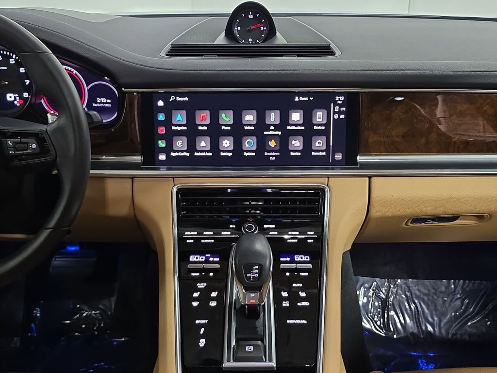 Used 2023 Black Porsche  image 16