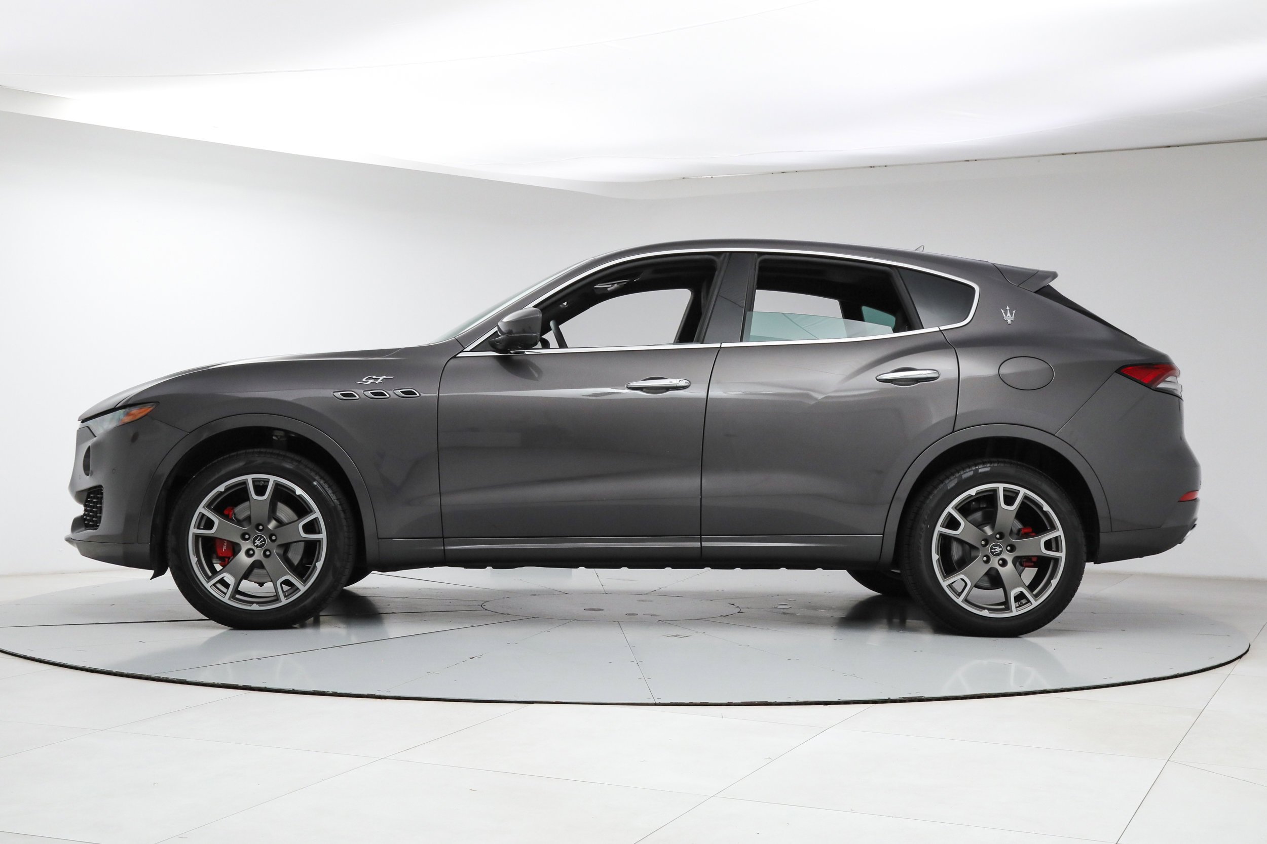 Certified Used 2023 Gray Maserati GT image 2