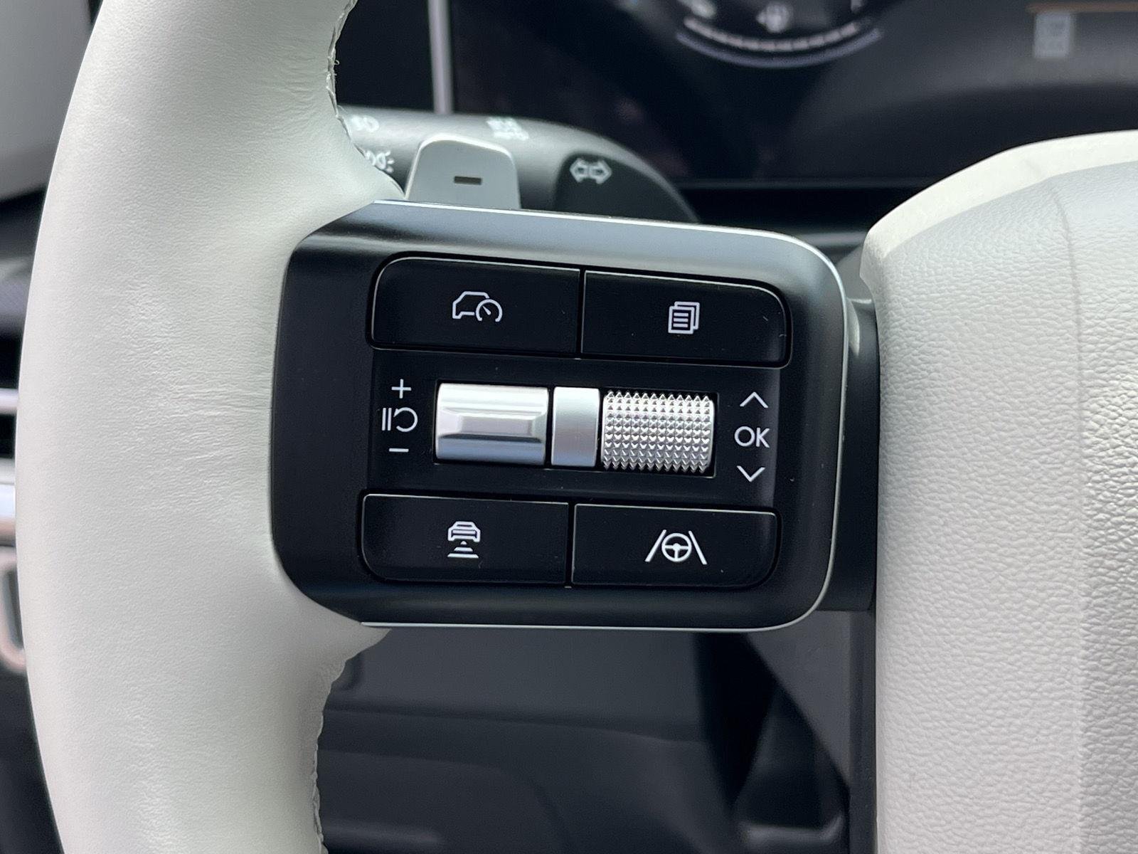 New 2026 Hampton Gray Hyundai SE AWD image 33