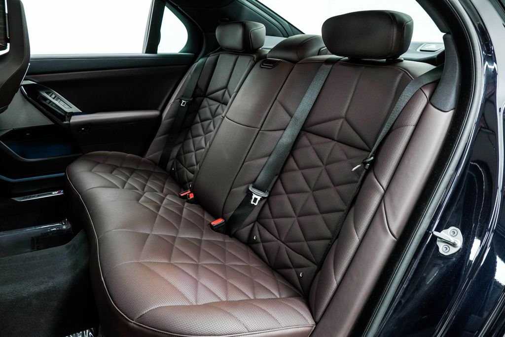 Used 2025 Black BMW 740i xDrive image 17