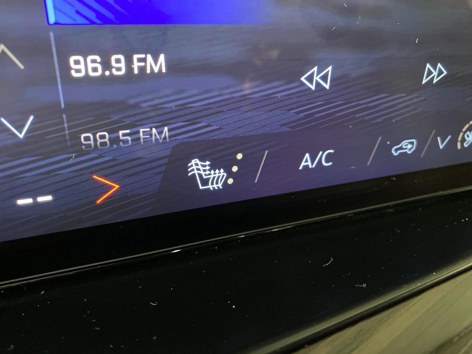 Used 2025 Black Chevrolet Z71 image 21