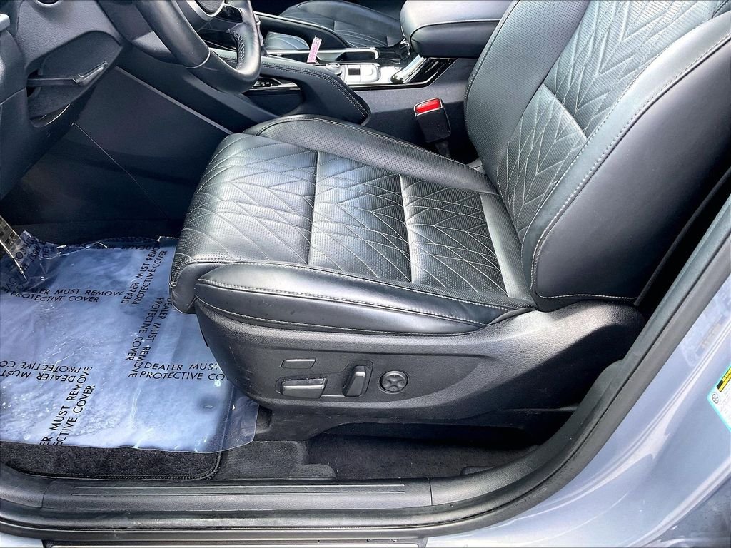 Used 2024 Everlasting Silver Kia SX-Prestige X-Line image 35