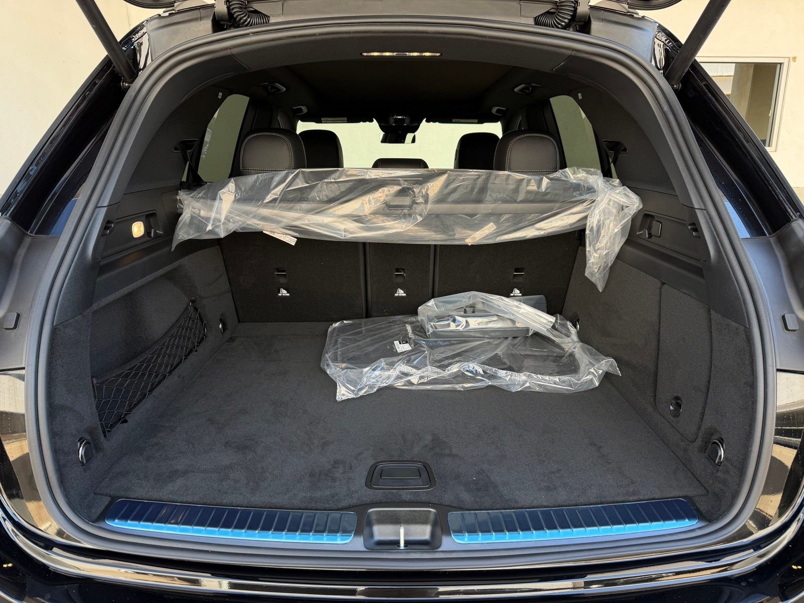 New 2026 Obsidian Black Metallic Mercedes-Benz GLE 350 image 20