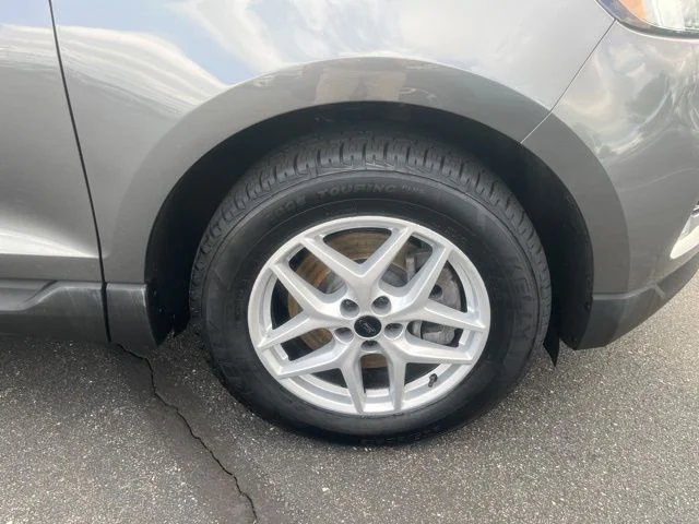 Certified Used 2023 Gray Metallic Ford SEL image 4